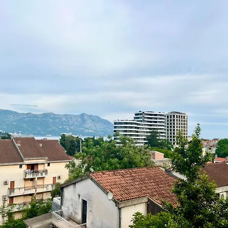Center With Private Parking Budva