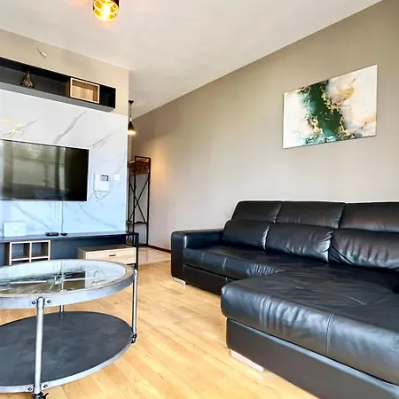 Center With Private Parking * Budva